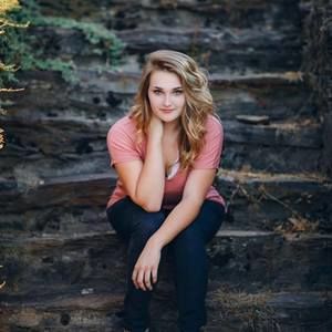 Meet your Posher, Tessa